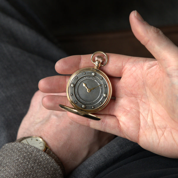 1930 Solid 9ct Gold Braille Full Hunter Pocket Watch -piece unique Cyma Tavannes Movement