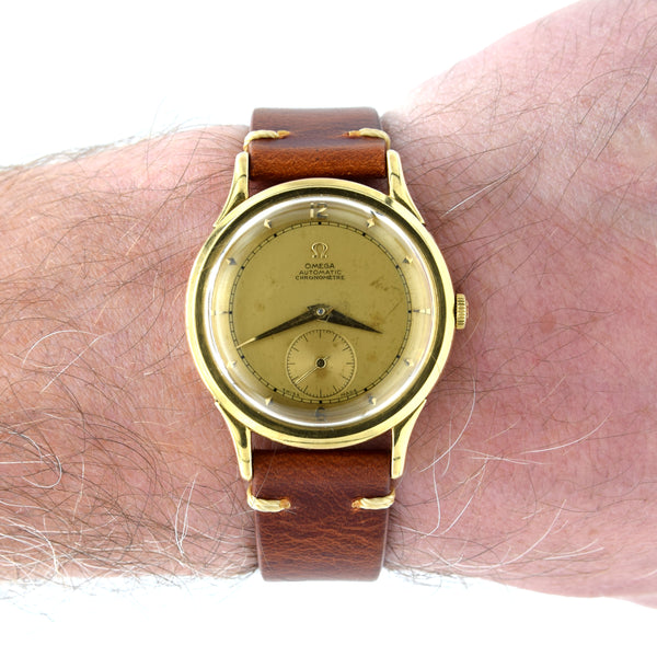 1944 Rare Omega Pre Centenary in 18ct Gold with 18ct Gold Dial Model 2500 Pre Constellation