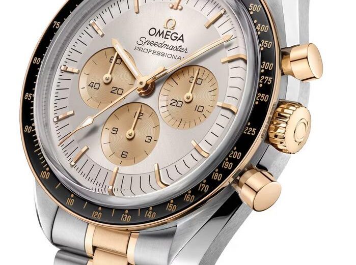 A Pair Of Luxury 2024 Bi-Color Super Clone Omega Speedmaster Moonwatches UK With Moonshine Gold And Sedna Gold